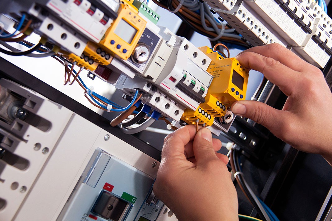ISO Certification for Electricals and Electronics Industry | ISO 9001, 14001, 45001, 50001, 27001 ,17025 ,13485 ,22301 ,31000 ,21434 ,26262 | Accredify Global